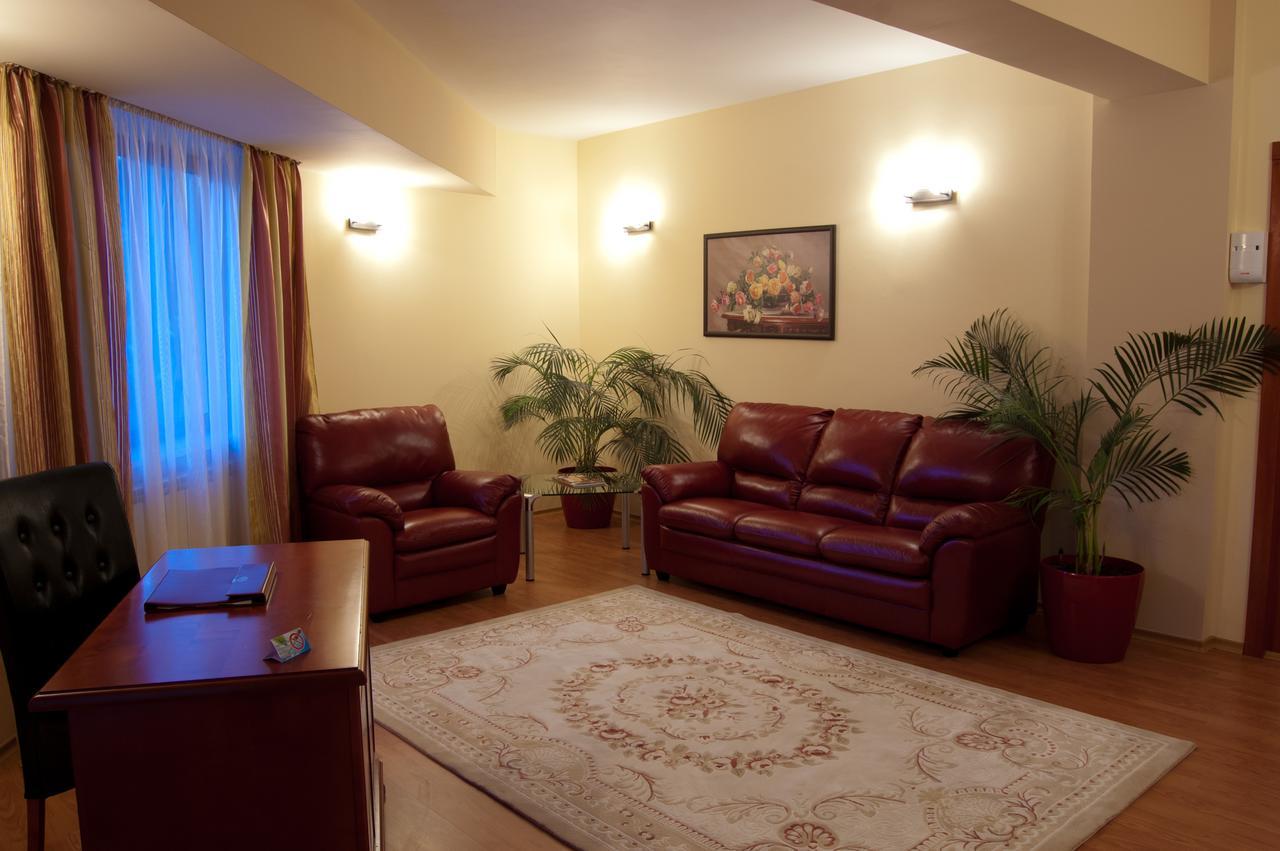 Hotel Nemira Slanic Moldova Ngoại thất bức ảnh