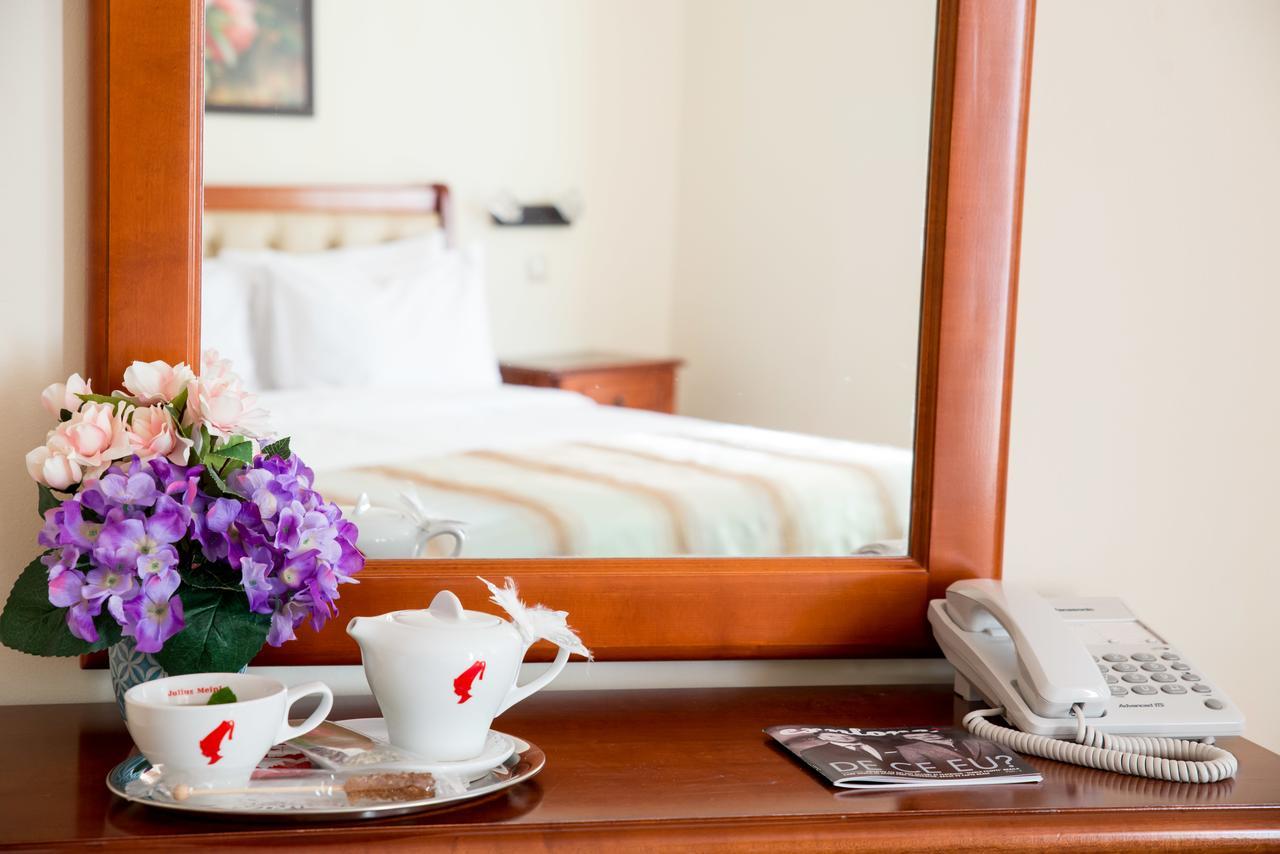 Hotel Nemira Slanic Moldova Ngoại thất bức ảnh